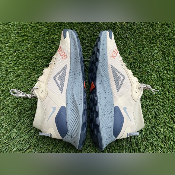 Nike Pegasus Trail 3 GTX Rattan Campfire Orange DC8793-200 US 10 Worn Once - Picture 6 of 13